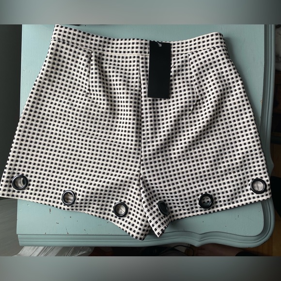 Shorts - Picture 2 of 2